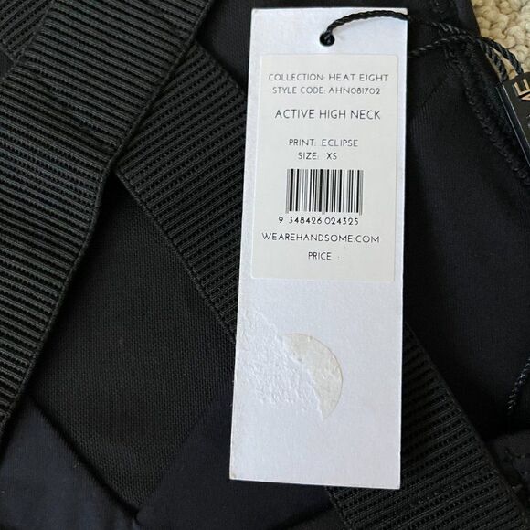 We Are Handsome Womens Black Active High Neck Eclipse Print Sports Bra Size XS - Picture 8 of 8